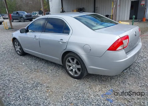 2011 Mercury Milan Premier z USA, uszkodzony, nr VIN 3MEHM0JG1BR604791